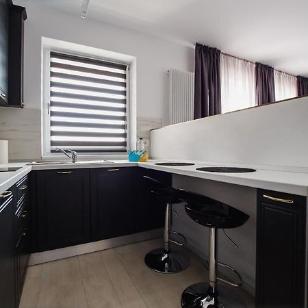 No. 11 - The Penthouse In City Center Oradea Exterior foto